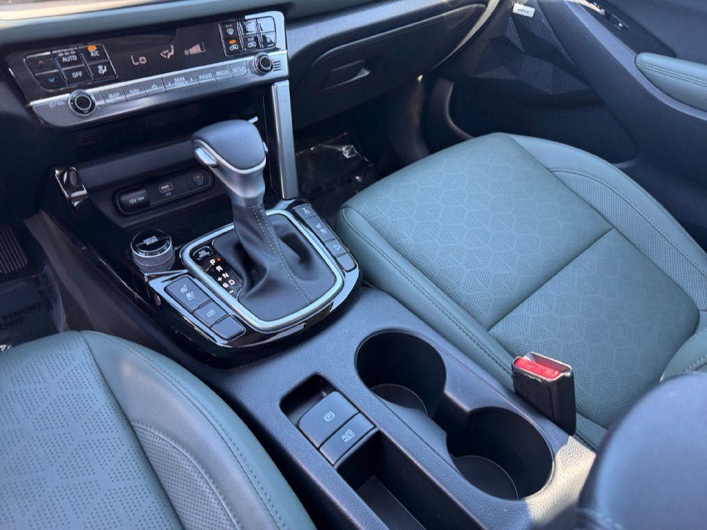 Used 2024 Kia Seltos SX w/ SX Sunroof Package AWD/4WD image 19