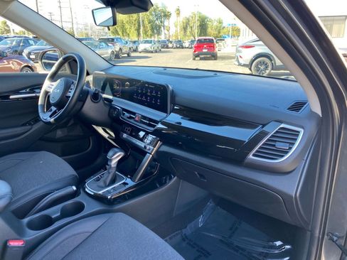 Used 2025 Kia Seltos S image 35
