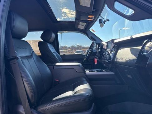Used 2016 Ford F250 Platinum w/ Platinum Package image 21