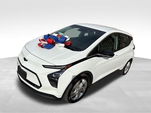 Used 2023 Chevrolet Bolt LT w/ Driver Confidence Package image 4