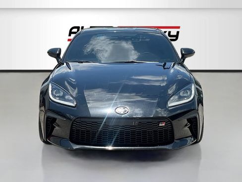 Used 2023 Toyota GR86 Premium w/ ALL Weather Mat Package (TMS) RWD image 2