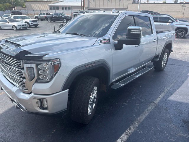 Used 2020 GMC Sierra 2500 Denali w/ Denali Ultimate Package AWD/4WD image 1