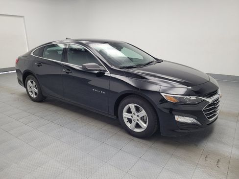 Used 2025 Chevrolet Malibu LS FWD image 11