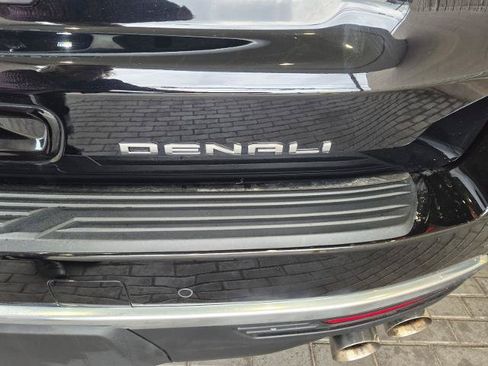 Used 2023 GMC Yukon Denali w/ Max Trailering Package AWD/4WD image 10