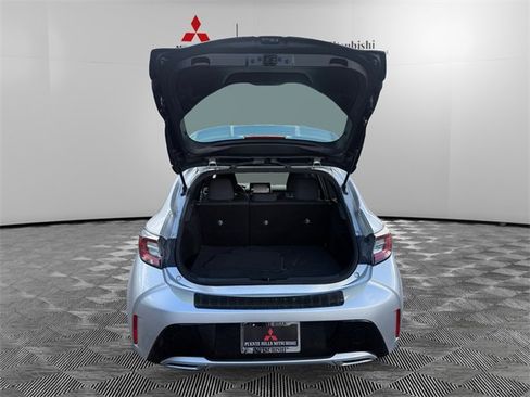 Used 2019 Toyota Corolla SE image 9