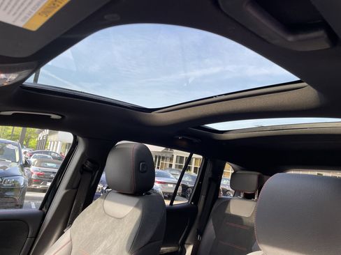 Used 2024 Mercedes-Benz GLB 250 image 21