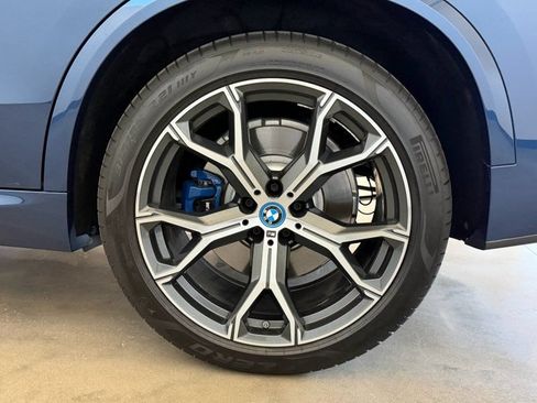 Used 2022 BMW X5 xDrive45e w/ M Sport Package AWD/4WD image 11