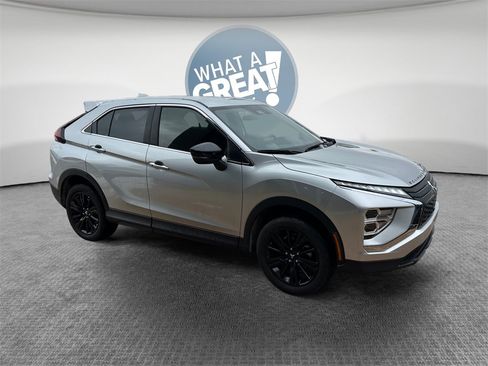 Used 2025 Mitsubishi Eclipse Cross LE image 1