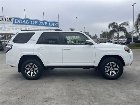 Used 2021 Toyota 4Runner TRD Off-Road Premium image 9