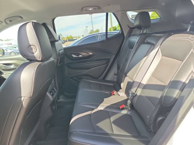 Used 2024 GMC Terrain SLT AWD/4WD image 34