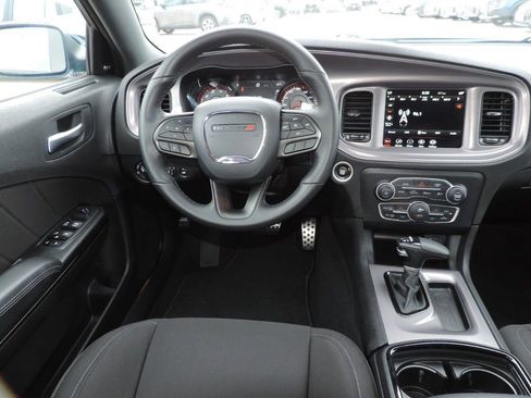 Used 2023 Dodge Charger R/T w/ Blacktop Package image 18