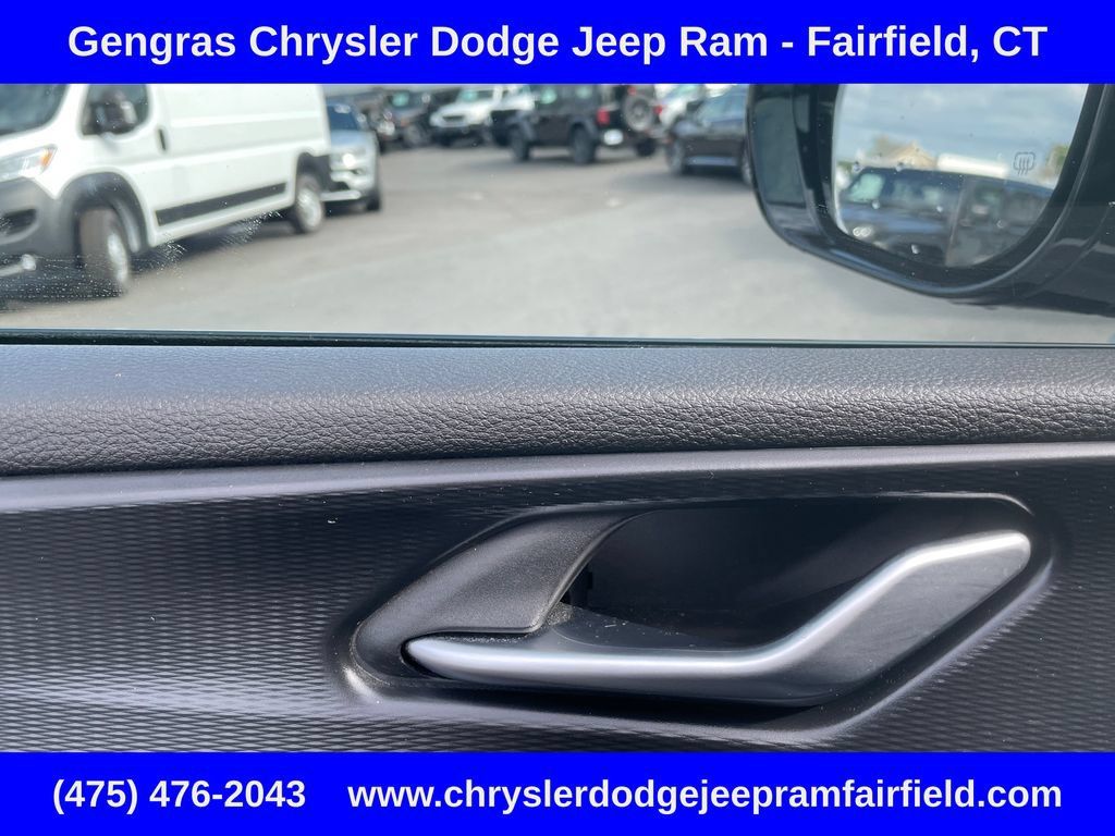 Used 2023 Jeep Grand Cherokee L Altitude AWD/4WD image 49