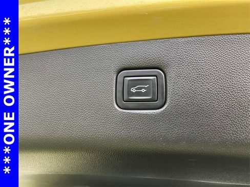 Used 2022 Chevrolet Blazer RS w/ Enhanced Convenience Package image 12