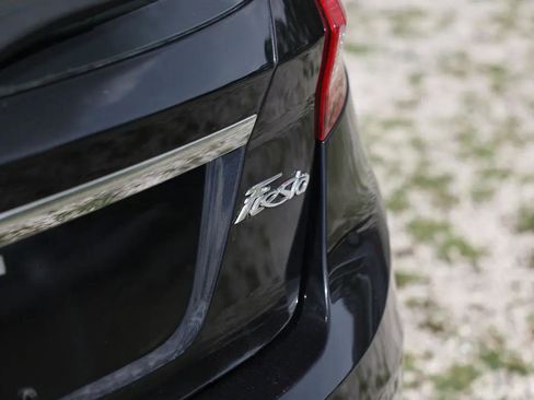 Used 2011 Ford Fiesta SES w/ 301A Rapid Spec Order Code FWD image 33