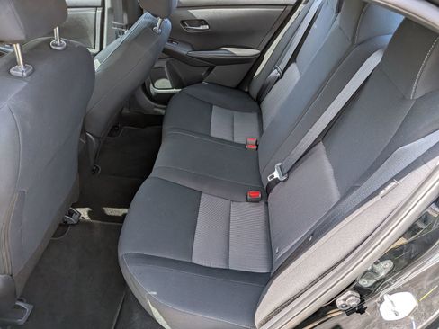 Certified 2023 Nissan Sentra SV FWD image 28
