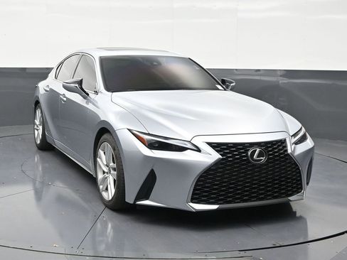 Used 2023 Lexus IS 300 w/ Comfort Package RWD image 7