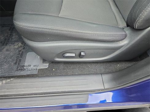 Used 2019 Nissan Pathfinder SV image 33