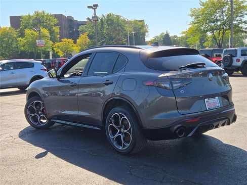 Used 2024 Alfa Romeo Stelvio Veloce image 16