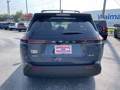 Used 2026 Toyota RAV4 XLE Premium w/ Panoramic Sun Roof Package FWD image 5