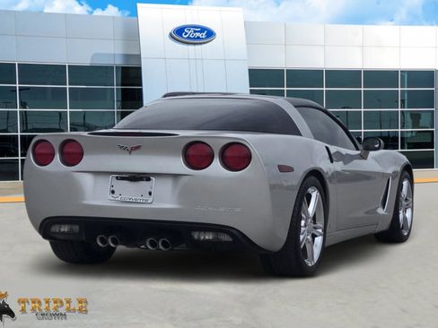 Used 2006 Chevrolet Corvette Coupe image 5