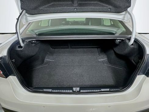 Used 2025 Subaru Legacy Limited AWD/4WD image 34