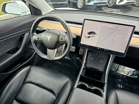 Used 2019 Tesla Model 3 Long Range image 29