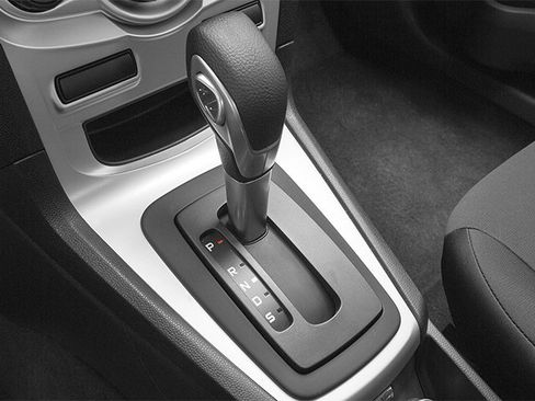 Used 2014 Ford Fiesta SE w/ Comfort Package FWD image 13