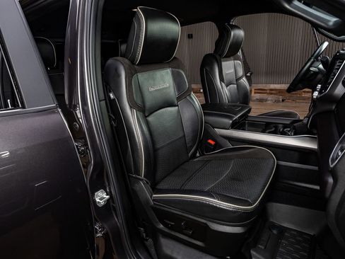 Used 2024 RAM 3500 Laramie w/ Night Edition image 29