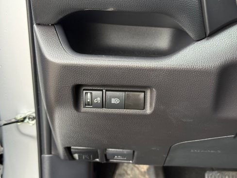 Used 2025 Toyota RAV4 LE image 18