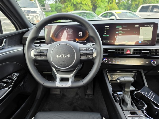 New 2027 Kia K5 GT-Line FWD image 6