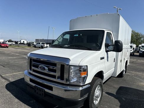 New 2025 Ford E-350 and Econoline 350 Super Duty w/ Power Equipment Group image 6