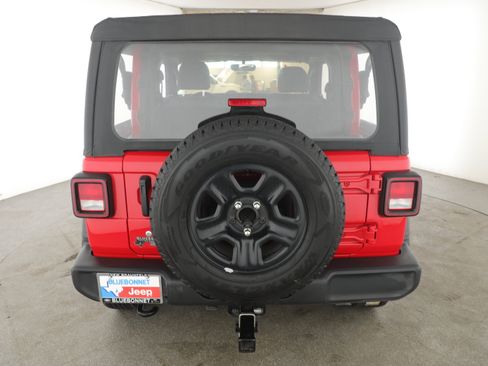 Certified 2020 Jeep Wrangler Sport image 8