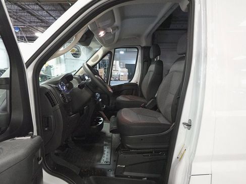 New 2026 RAM ProMaster 2500 w/ Convenience Group image 10