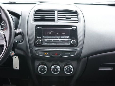Used 2017 Mitsubishi Outlander Sport ES FWD image 21
