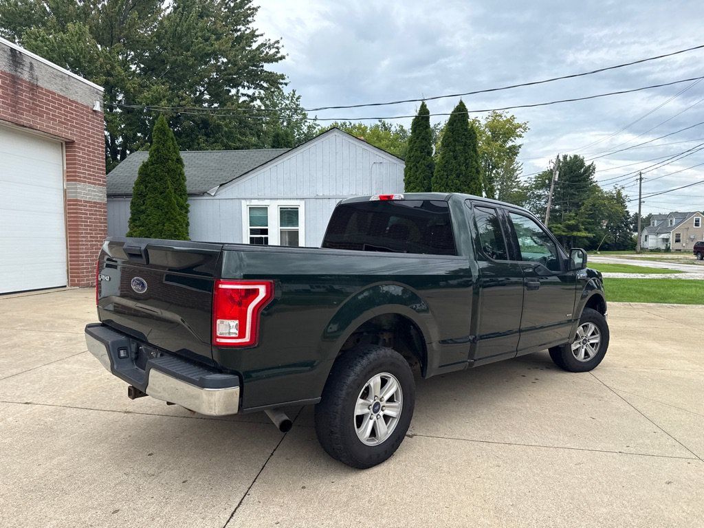 Used 2017 Ford F150 XLT AWD/4WD image 6