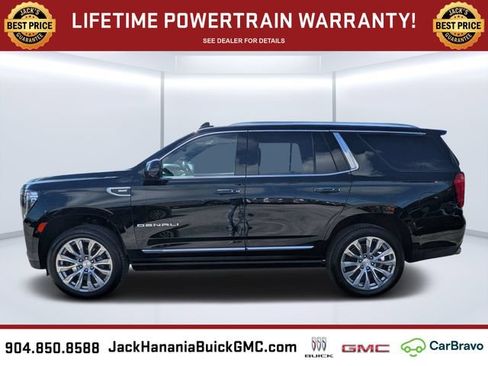 Used 2022 GMC Yukon Denali w/ Advanced Technology Package AWD/4WD image 5