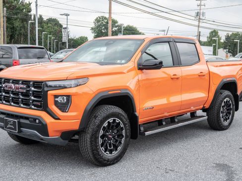 Used 2026 GMC Canyon AT4 w/ AT4 Premium Package AWD/4WD image 9
