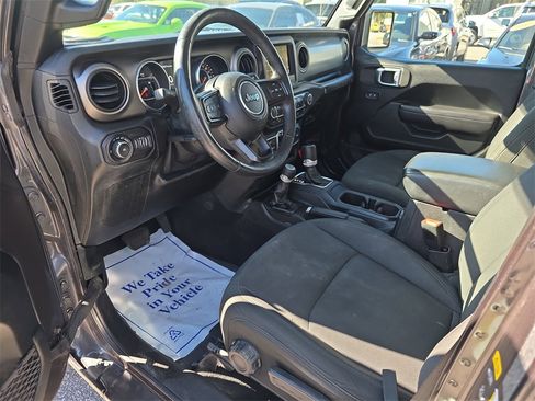 Used 2020 Jeep Wrangler Unlimited Sport S image 11