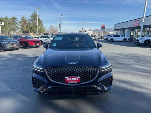 Used 2025 Genesis GV70 3.5T Sport image 3