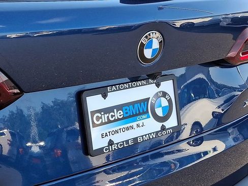 Used 2023 BMW X5 xDrive40i w/ Parking Assistance Package AWD/4WD image 30