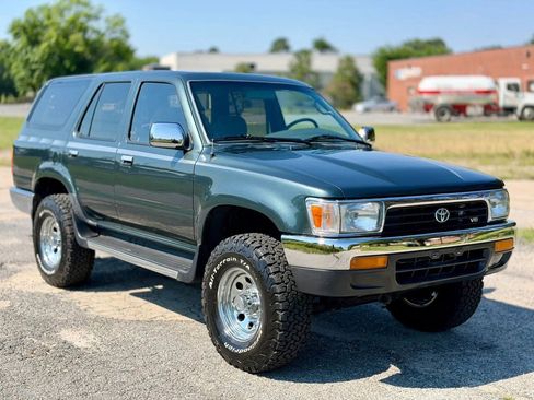 Used 1992 Toyota 4Runner SR5 AWD/4WD image 7
