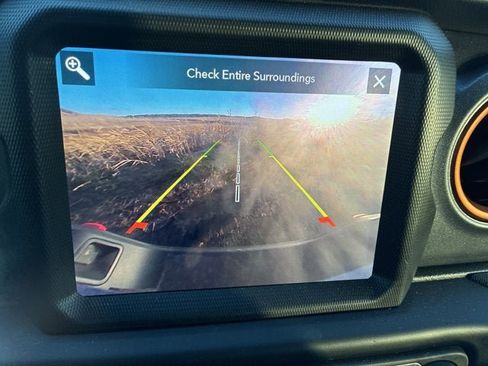 Certified 2023 Jeep Gladiator Mojave w/ Dual Top Group image 33