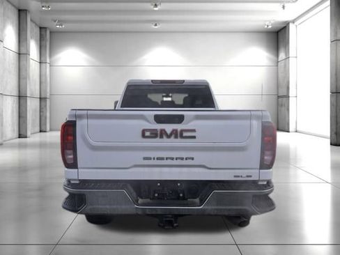 Used 2023 GMC Sierra 2500 SLE image 6