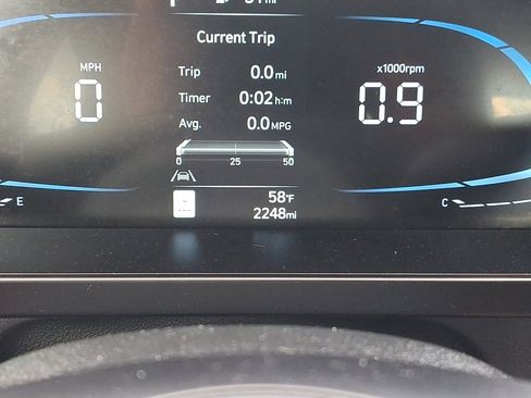 Certified 2025 Hyundai Elantra Sport FWD image 19