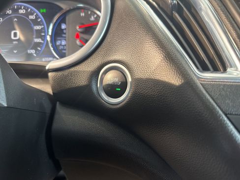 Used 2024 Chevrolet Malibu LT image 31