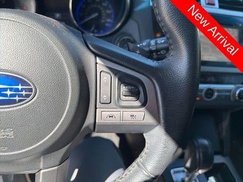 Used 2017 Subaru Outback 2.5i Limited image 16