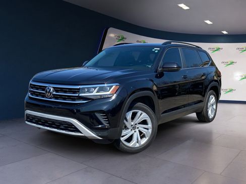Used 2021 Volkswagen Atlas SE w/ Panoramic Sunroof Package image 3