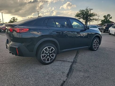 Used 2025 BMW X2 xDrive28i AWD/4WD image 6
