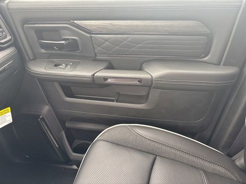 New 2026 RAM 3500 Limited AWD/4WD image 28