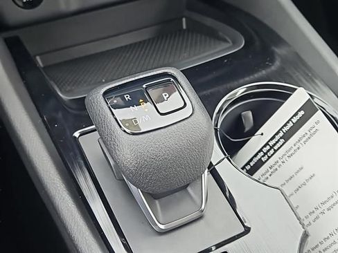 New 2025 Nissan Rogue SV image 13